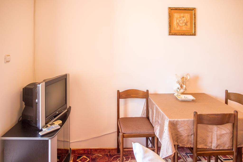 City Apartments Gosposhtina Budva Eksteriør billede