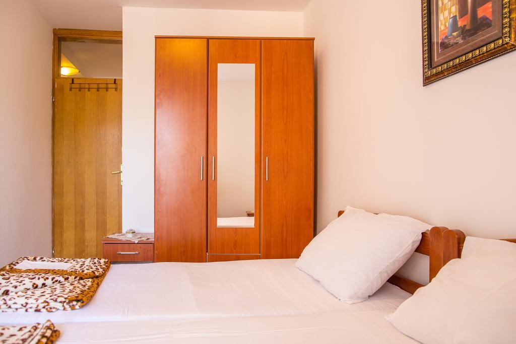 City Apartments Gosposhtina Budva Eksteriør billede